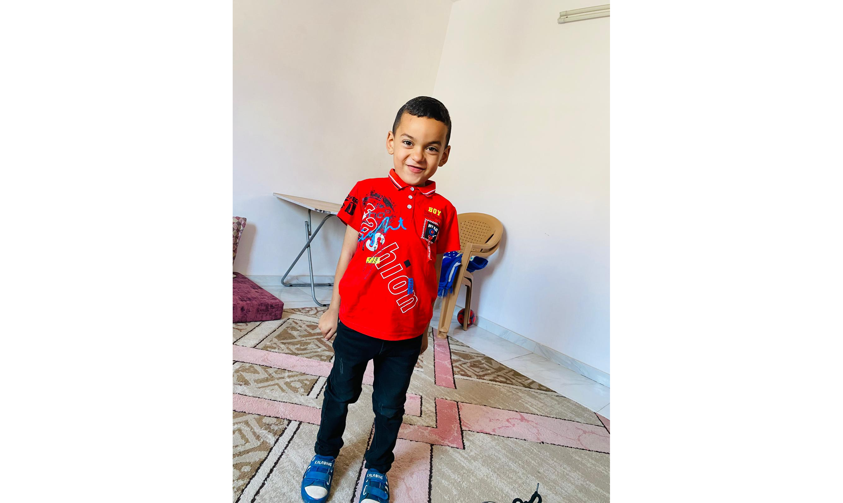 عمر طفل يتيم من غزة بحاجة لدعمكم