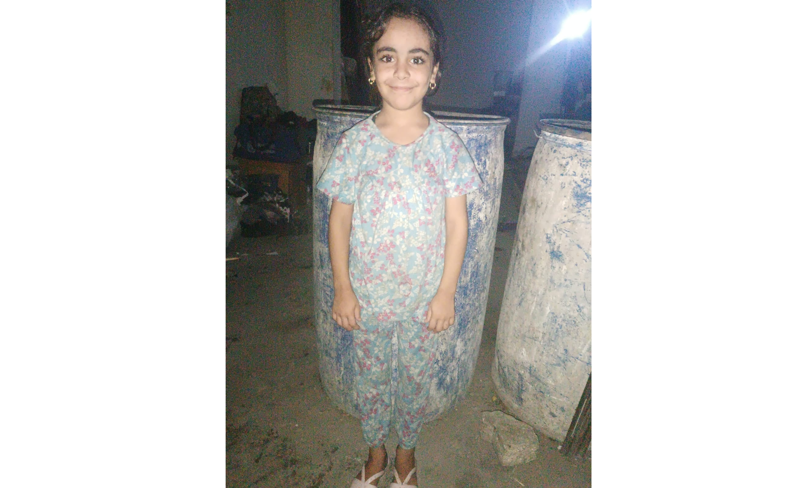 غزل طفلتنا اليتيمة من غزة بحاجة لكفيل